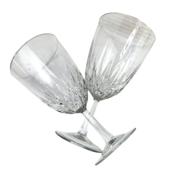 Clear Crystal Claret Wine Glasses Set Of 2 With Intricate Starburst Base Design - Picture 4 of 5